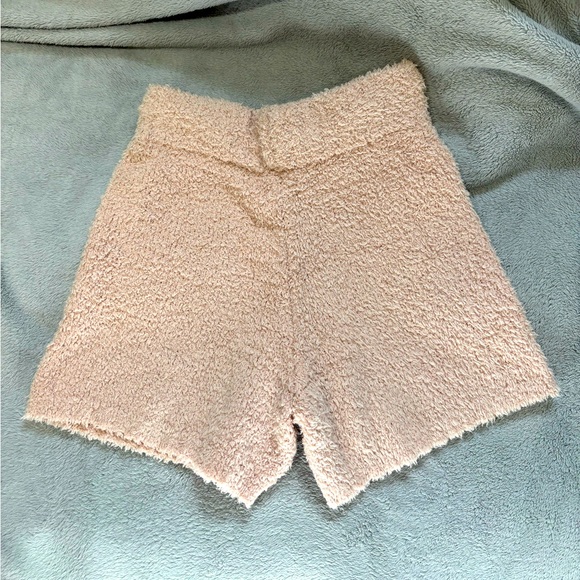 NEW SKIMS Fluffy Light Pink Shorts - Picture 2 of 4